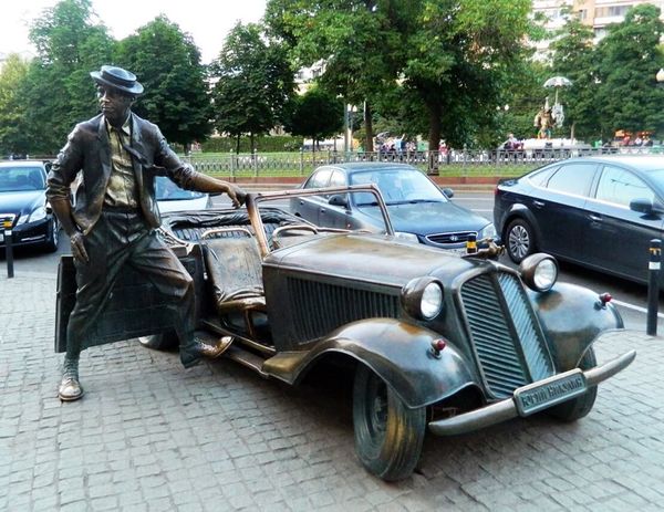 Юрий Владимирович Никулин. От войны до цирка – одна жизнь…