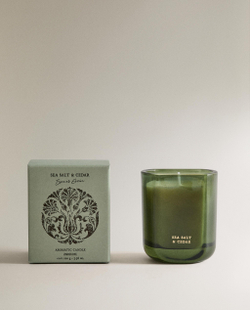 Zara Home Свеча ароматическая Sea Salt & Cedar 220 г, растительный воск, аромат древесный, Коричневый