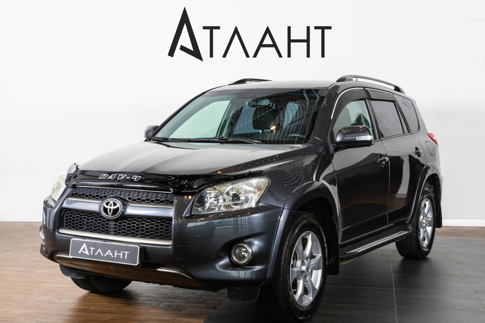 Toyota RAV4, 2011 год