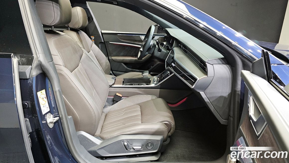Audi A7 (4K) 55 TFSI Quattro Premium (07.2022)