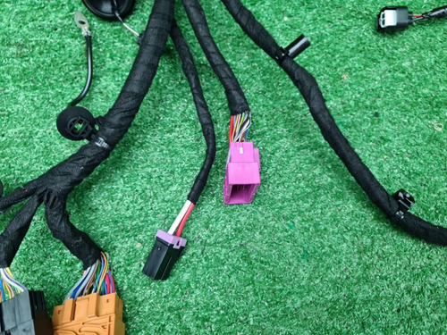 Проводка моторного отсека Geely Coolray (19-нв)