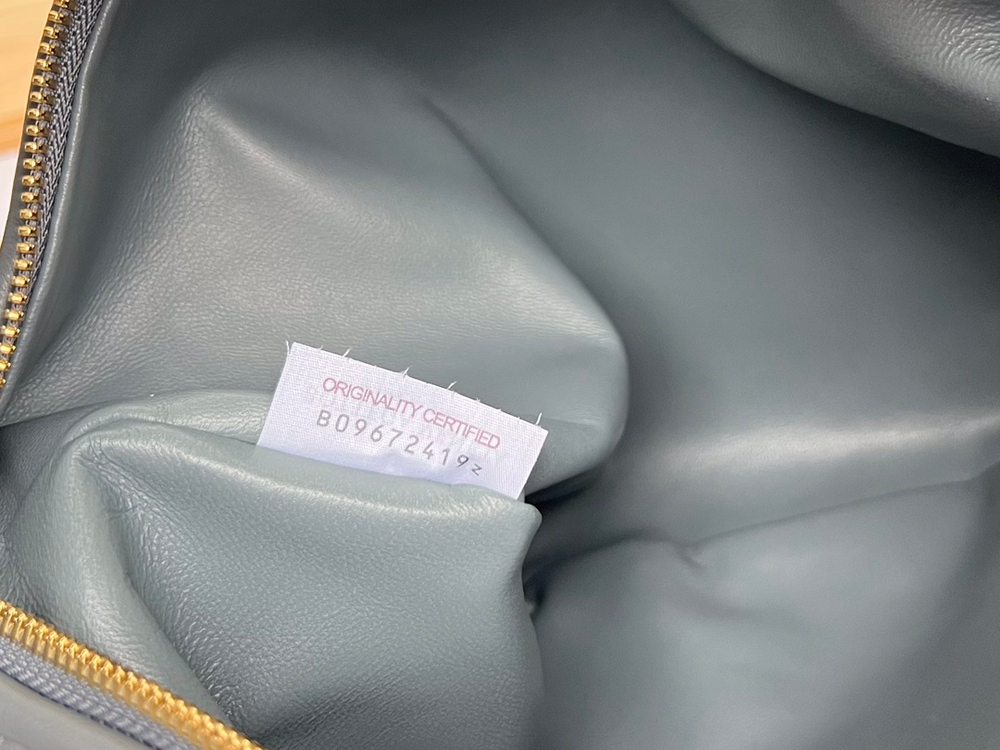 Bottega Veneta Teen Jodie 36 cm