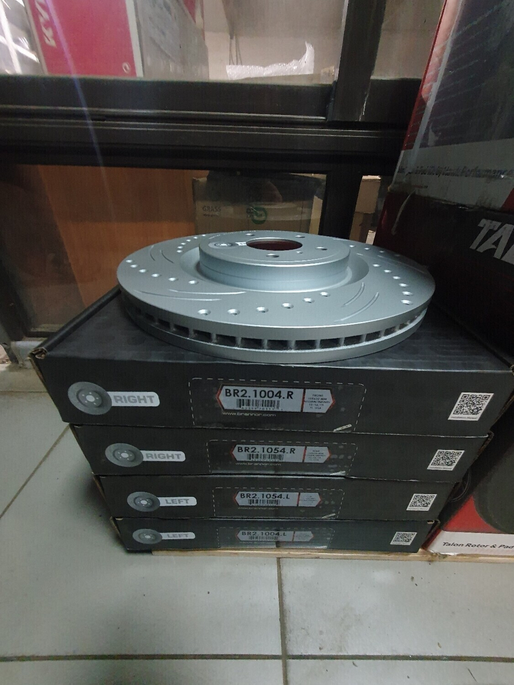 Задние тормозные диски BRANNOR для INFINITI QX56 QX80 Z62 2011÷2022