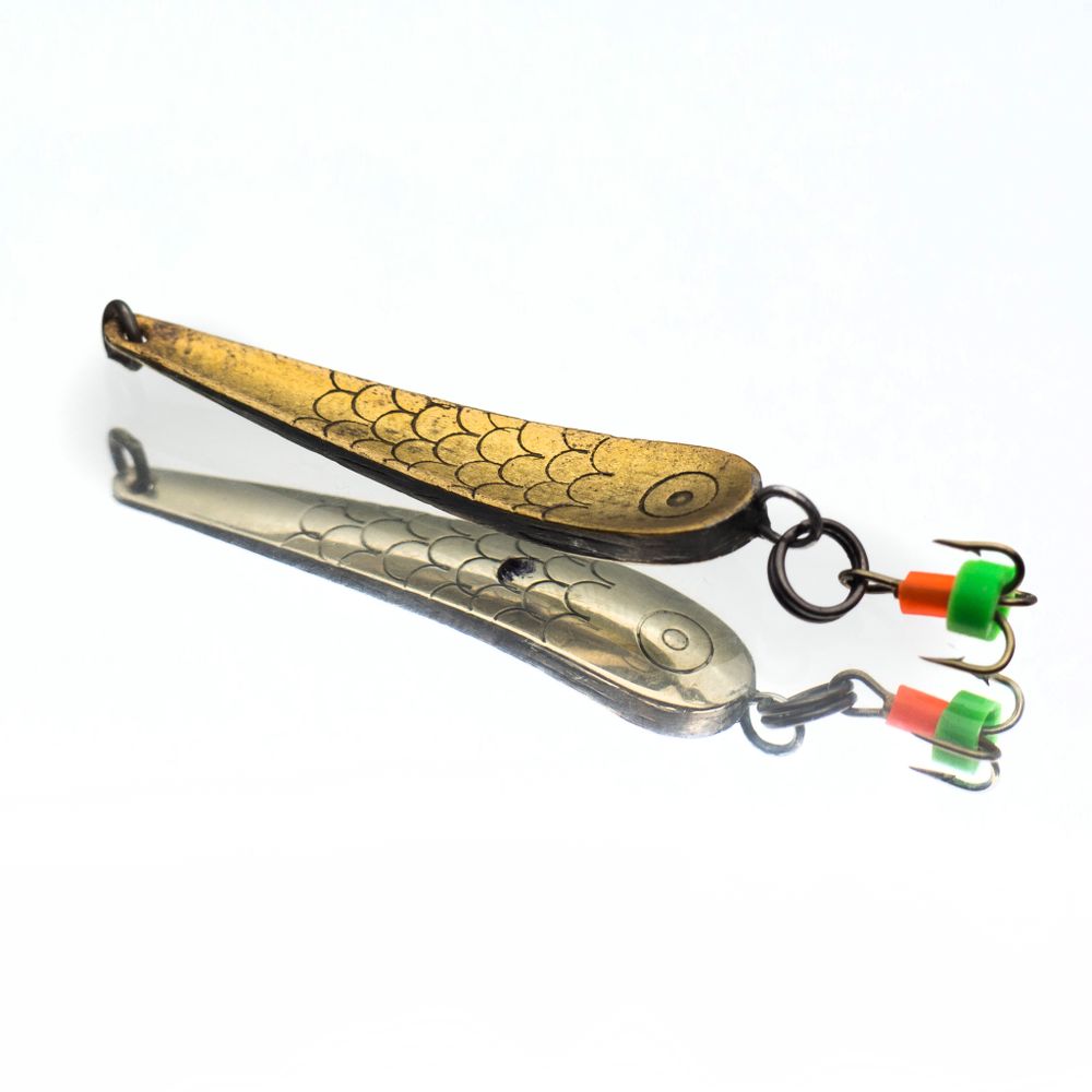 Зимняя блесна Капля-окуневая чеканка, 30мм тройник