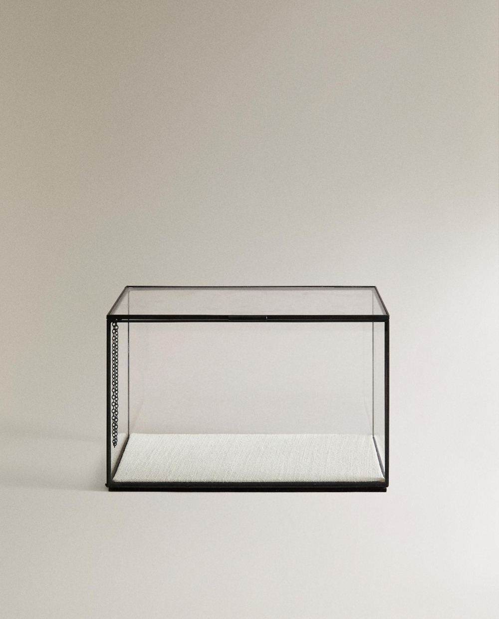 Zara Home Шкатулка из стекла, цвет чёрный, 22 см