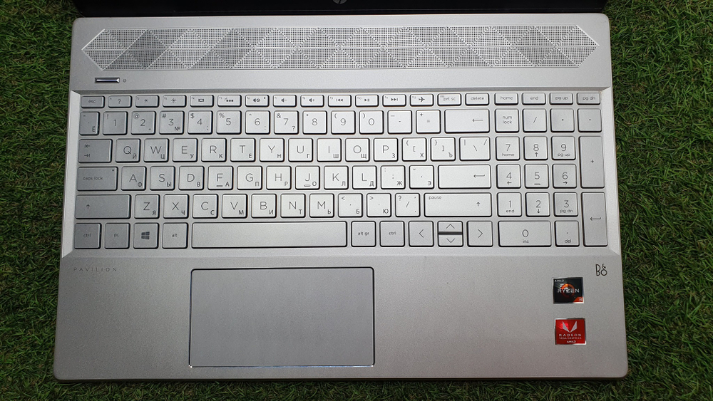 Ноутбук HP  Ryzen 3/8 Gb/SSD 256Gb