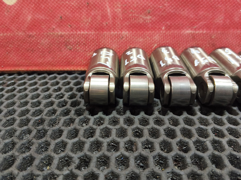 Комплект толкателей впускного клапана 2019г