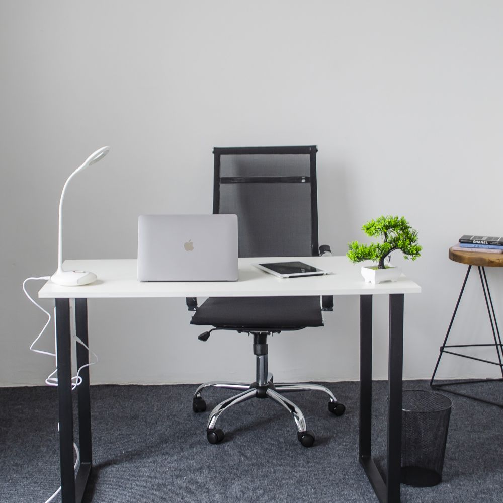 TLD-535 White-LED-250Lm-5500K-Dimmer Светильник настольный с ночником RGB. 4W. Встроенный аккумулятор 1800mAh. Сенсорный выключатель. Белый. TM Uniel.