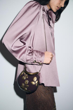 ZARA ЖЕСТКАЯ СУМКА С ЦВЕТОЧНЫМ ПРИНТОМ, БОРДОВО-КРАСНЫЙ