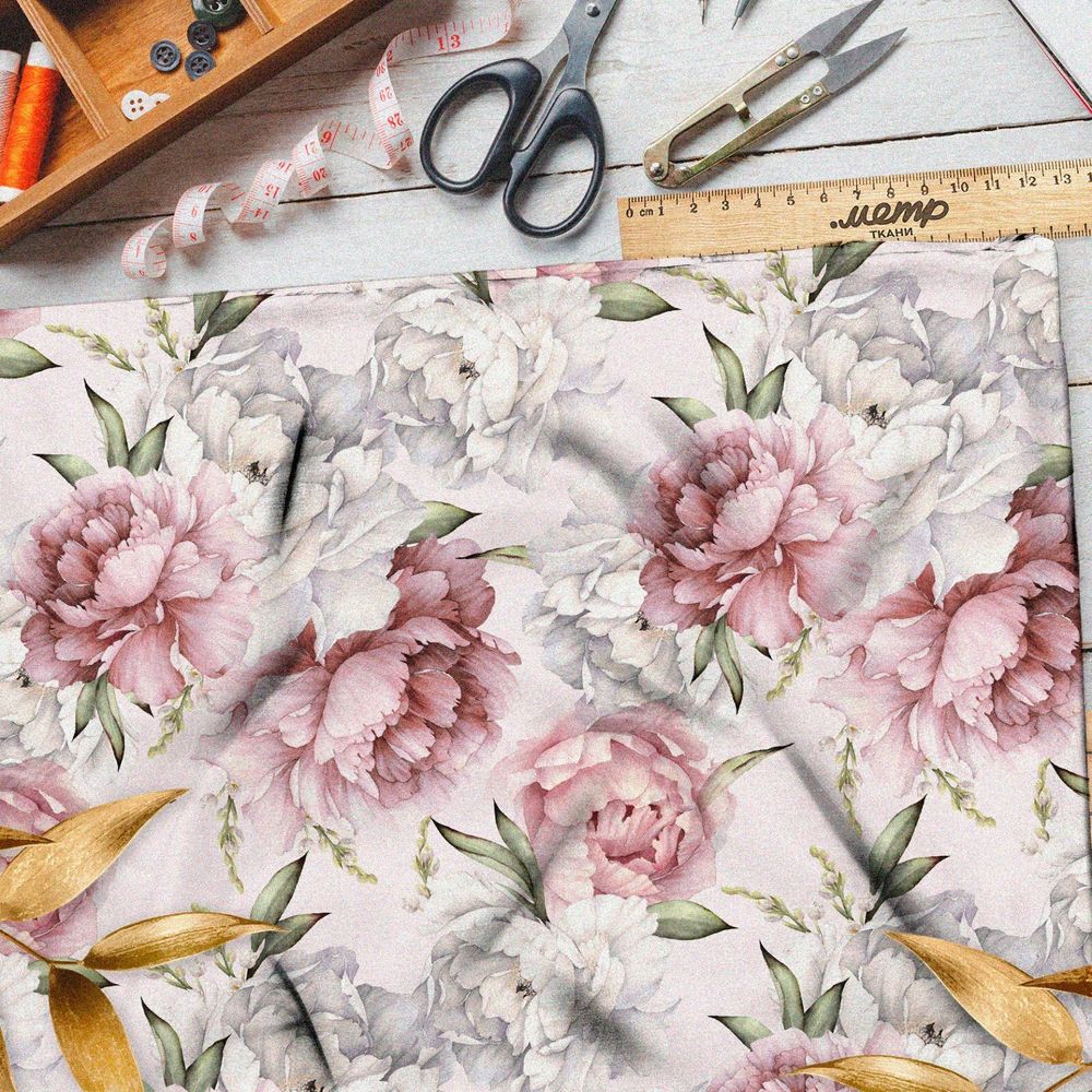 Ткань сатин пышные нежно-розовые пионы