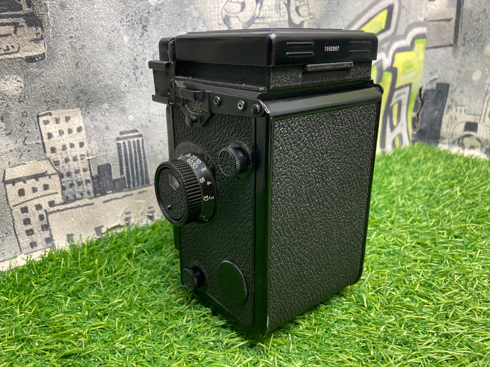 Yashica Mat-124 G