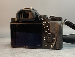 Sony A7S 110.000 кадров, проскакивает колесо управление выдержкой