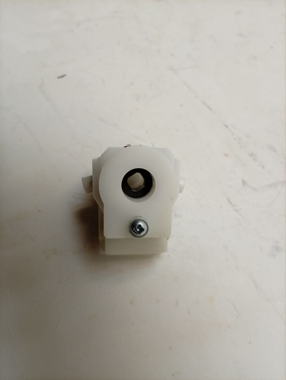 WFXI2840EU кт22 Комплект для регулировки ножки стиральной машины Bosch 00272395 б/у