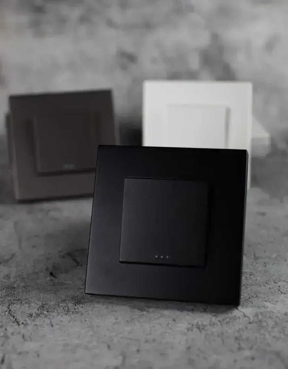 Выключатель для света черный одноклавишный без подсветки