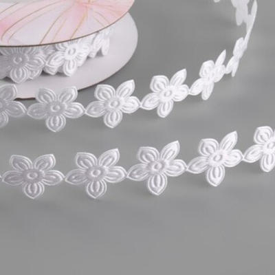 Фигурная лента "Цветочки" 18 мм