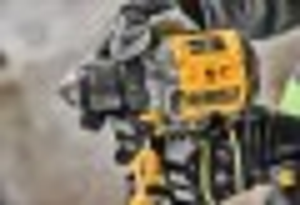 Дрель-шуруповерт аккумуляторная DeWALT DCD 800 E2T DCD800E2T-QW