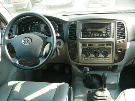 Магнитола для Toyota Land Cruiser 105 1998-2007 - FarCar 457/1234M на Android 13, QLED+2K, TS10, CarPlay, 4G SIM-слот