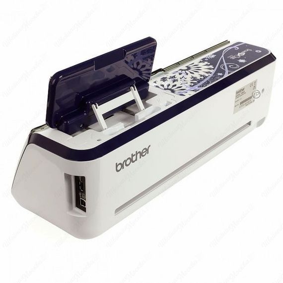 Раскройный плоттер Brother CM 900 ScanNCut