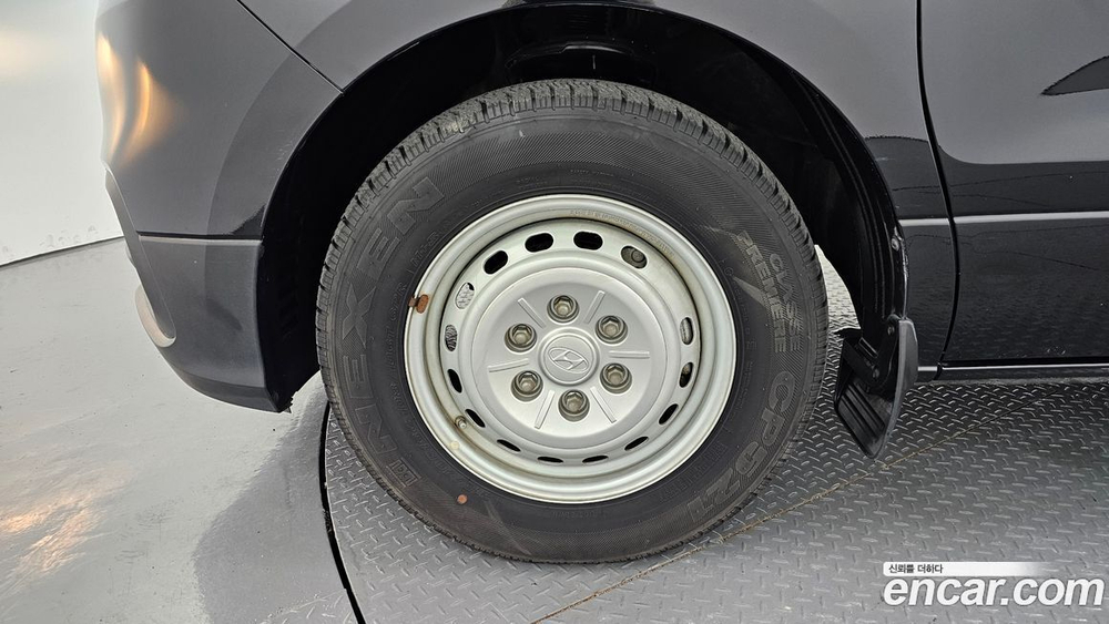 Hyundai The New Grand Starex Van 3-х местный (12.2019)