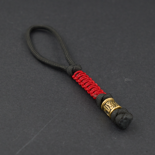 Темляк черный с красным микрокордом