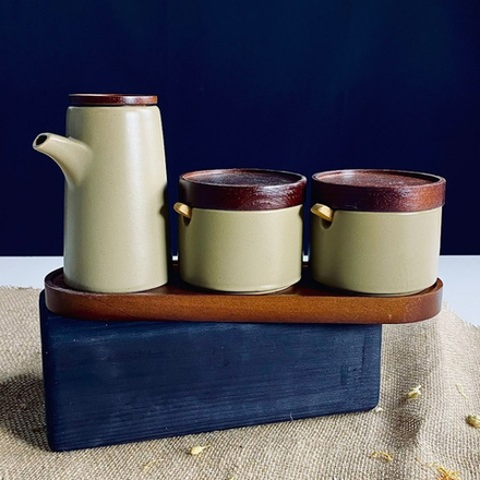 Lenardi 235-120 Набор для специй 2 банки 250мл с ложкам и бутылки 2пр. на под-ке TROPICAL в под.уп.(х8)