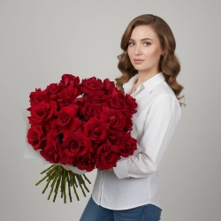 Охапка французских роз в монобукете.