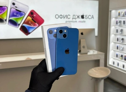 iPhone 13, 256 ГБ б/у