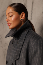 Двубортное пальто