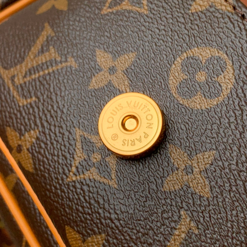 Louis Vuitton Cargo Wearable Wallet