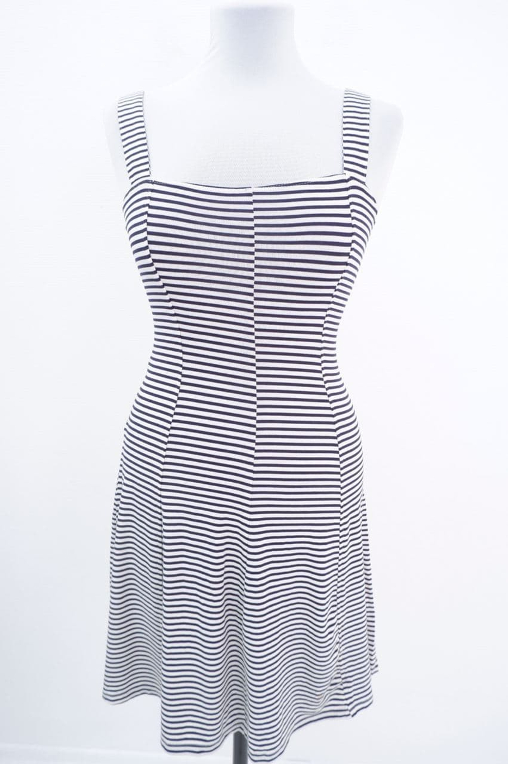 Сарафан BERSHKA 44 размер, новый