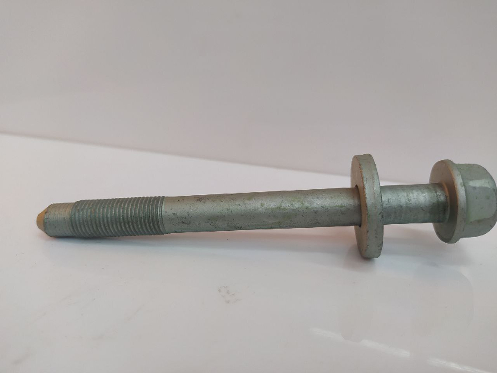 Болт задней балки 551171G100 Hyundai, Kia