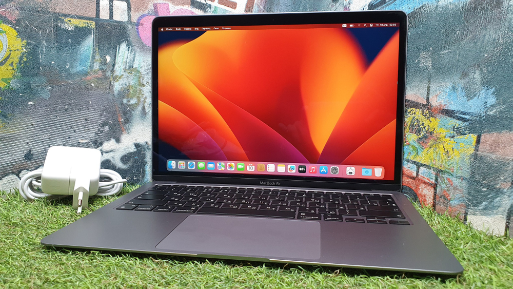 MacBook Air 13 2020 M1 48 циклов