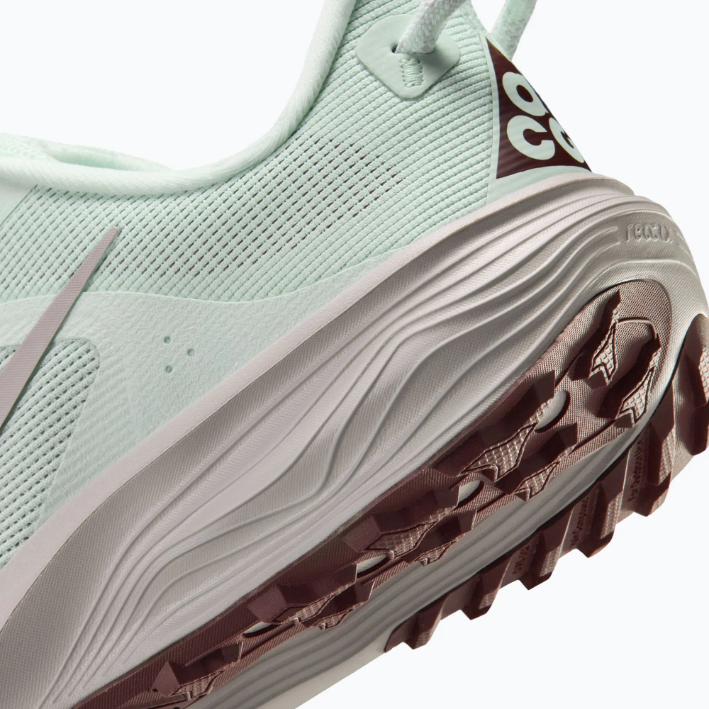 Женские Кроссовки для бега Nike ACG Pegasus Trail barely green/light bone/silver lilac