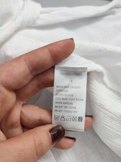 Блузка  Signature красивая 46 размер