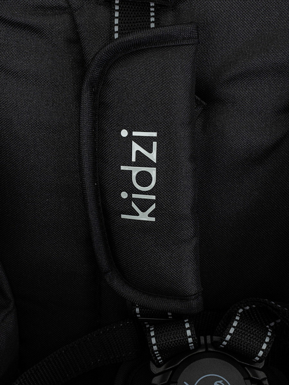 Прогулочная коляска Kidzi Storm Black