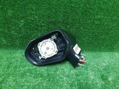 Зеркало левое Toyota Camry xv70 (2017-н.в.) 13к.