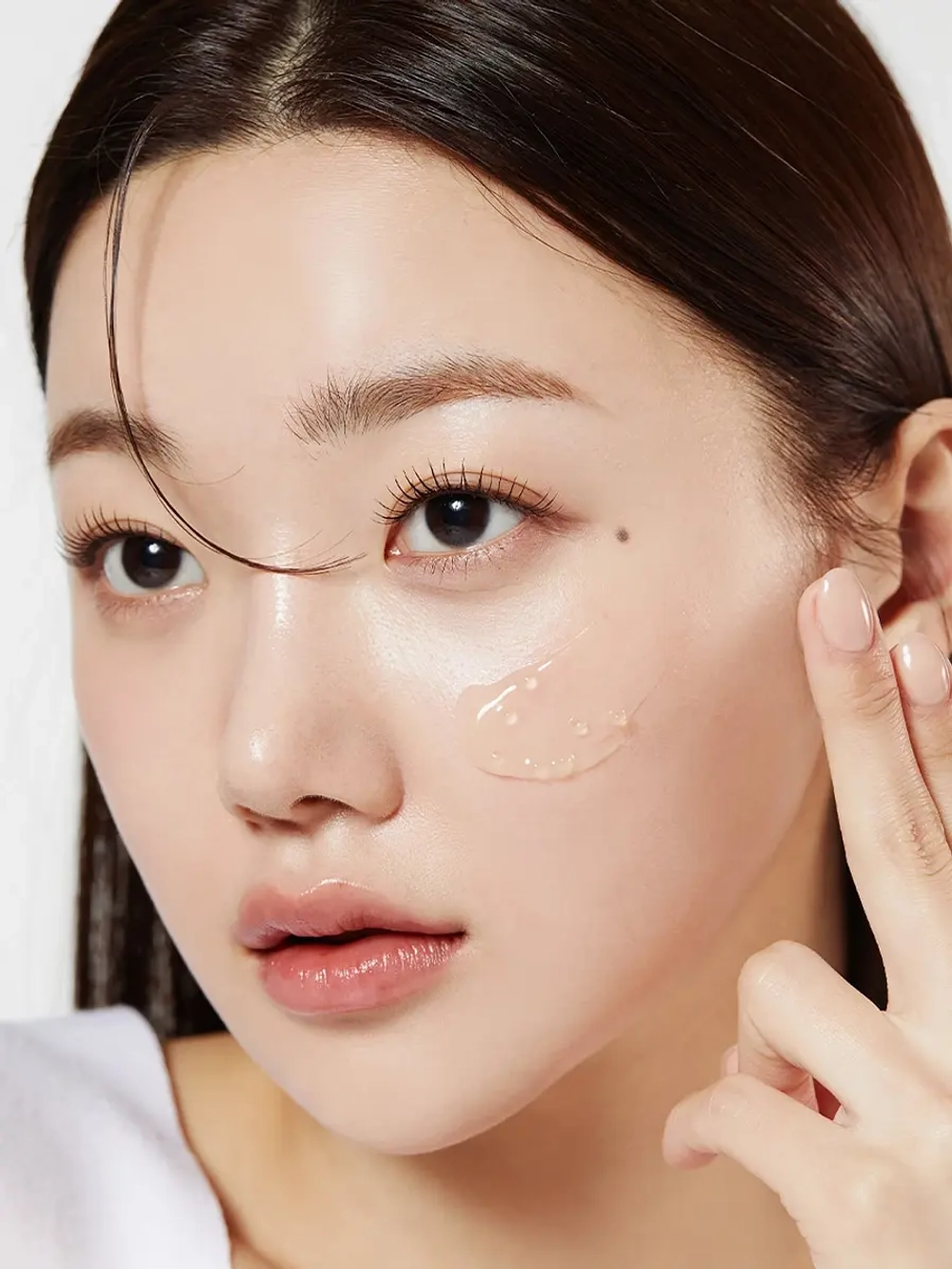 Medicube Осветляющий крем с капсулами глутатиона для сияния кожи AGE-R Glutathione Glow Capsule 50 мл