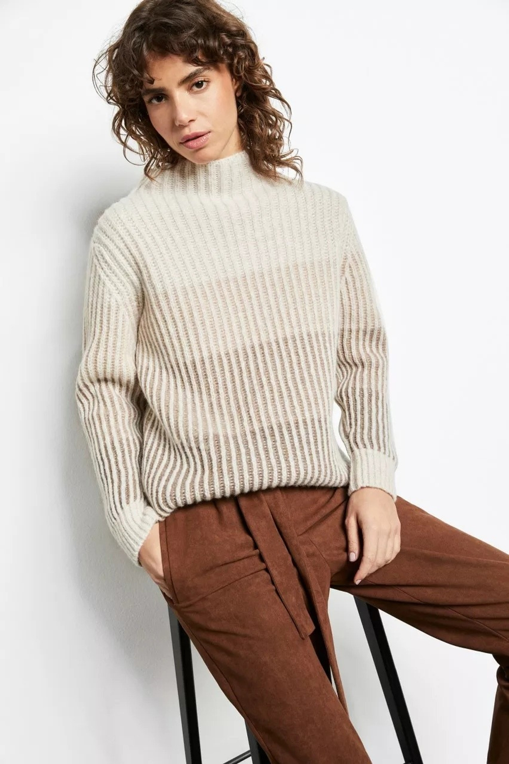 Свитер женский CINQUE