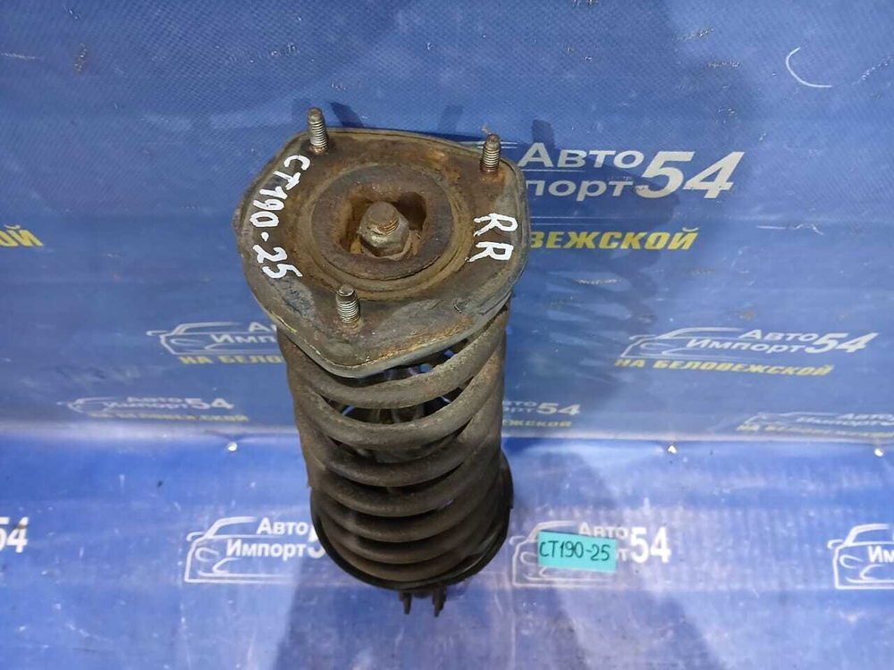 Стойка задняя правая TOYOTA CORONA 1995