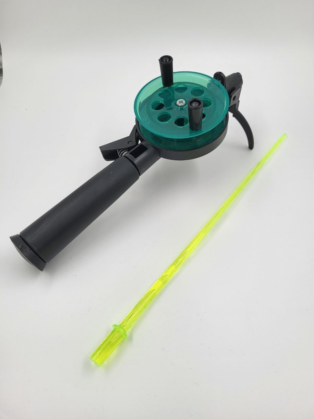 Удочка для зимней рыбалки Три Кита Tehno, катушка d-65mm с пластмассовой ручкой (хлыст стекловолокно), желтая, 3 штуки