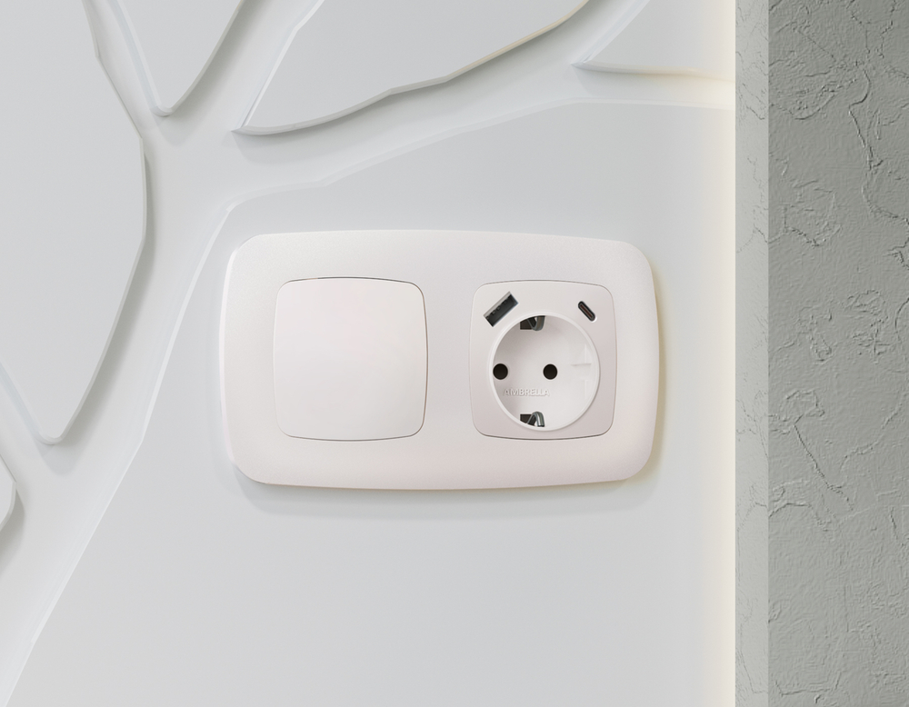 OP2160 Лицевая панель OMEGA (Жемчуг) заглушка для суппорта QUANT