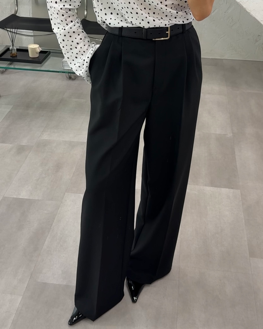 Брюки прямые с защипами