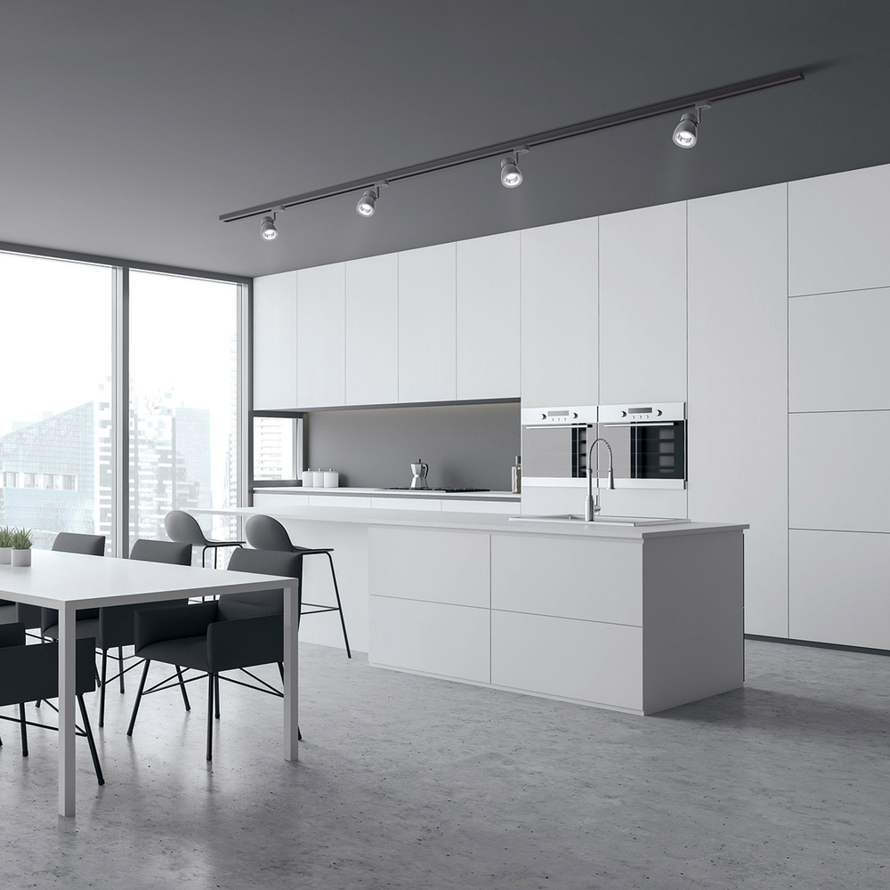 Светильник для однофазной трековой системы под лампу GU10 max 50Вт (лампа в комплект не входит),материал  алюминий, цвет серебро матовое/хром