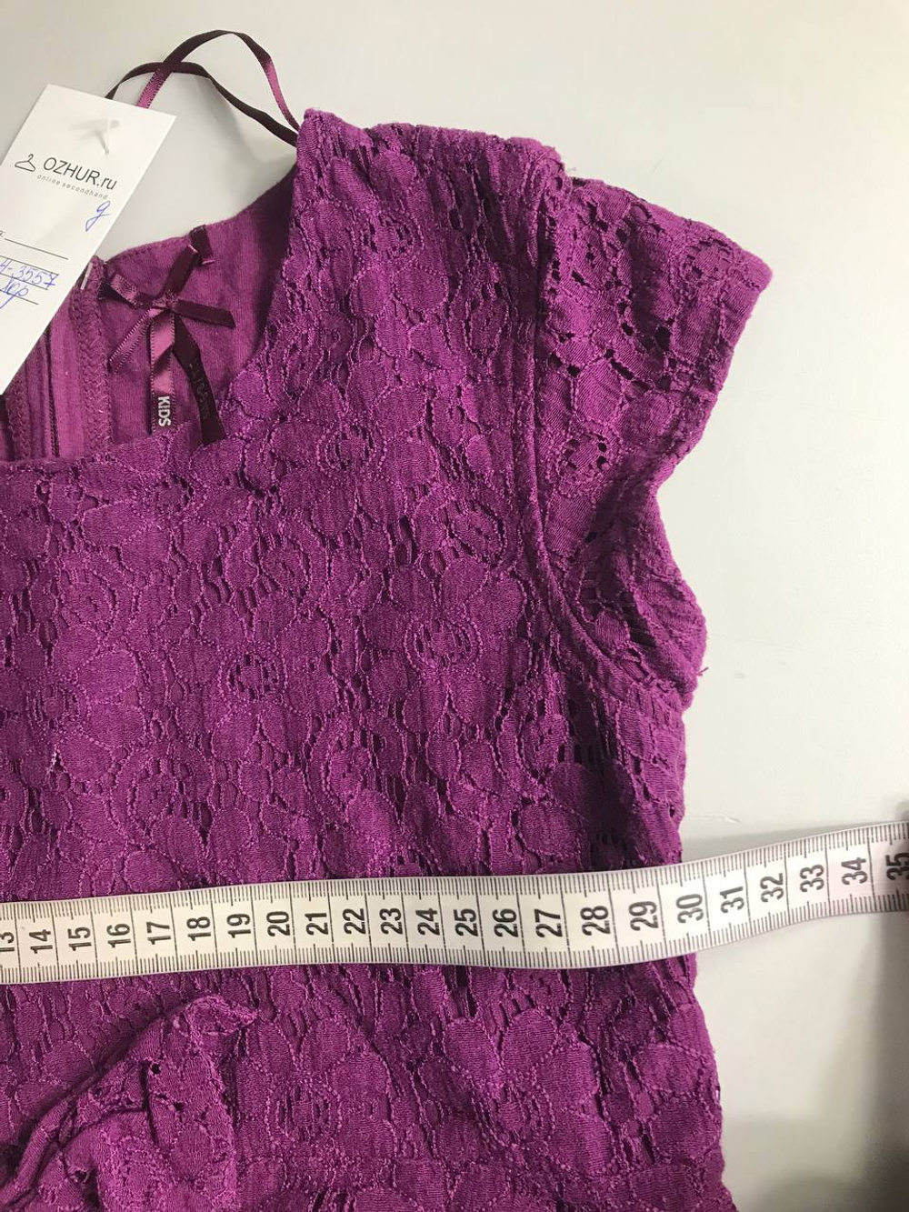 Платье кружевное, на 8/9 лет