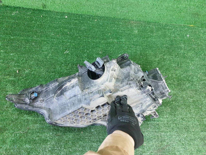 Фара правая Volvo S60 3 (2018-н.в.) LED