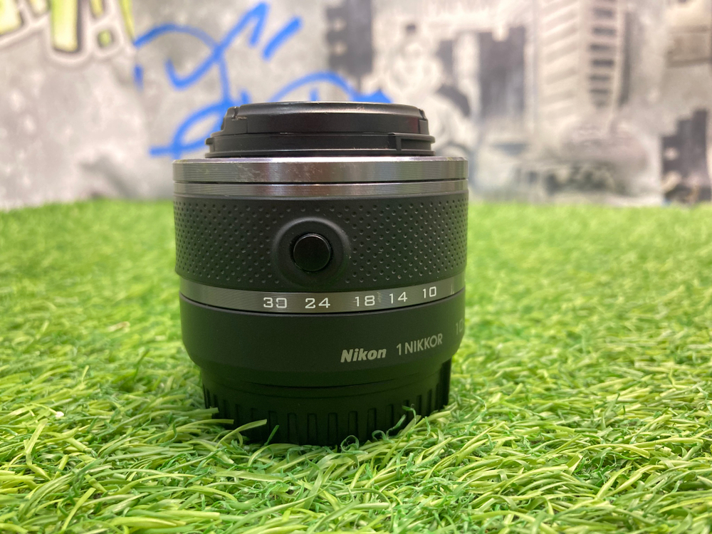Объектив Nikon 10-30mm f/3.5-5.6 VR Nikkor 1