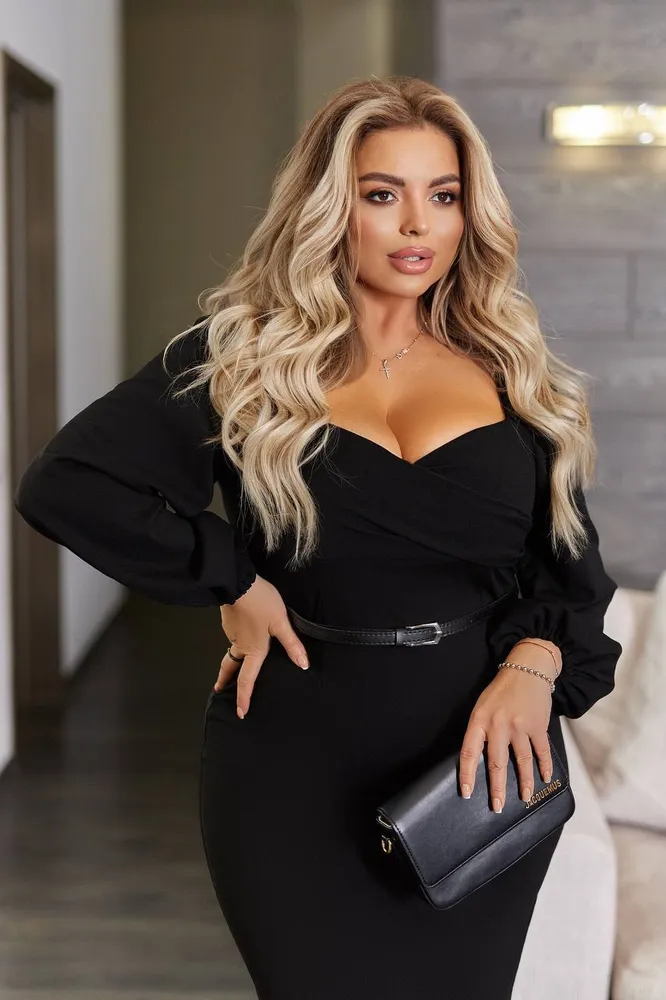 Платье с декольте УК-692-2 Fabrika