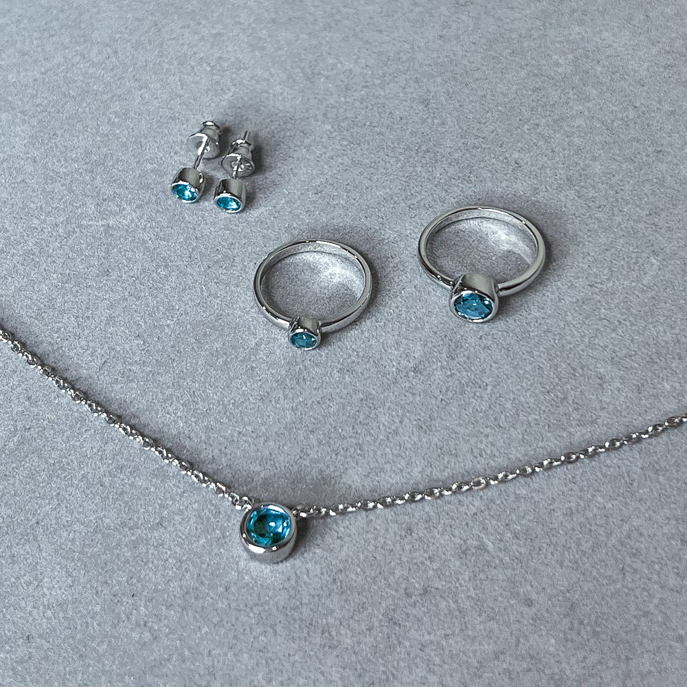 Серьги Point с Swiss топазом