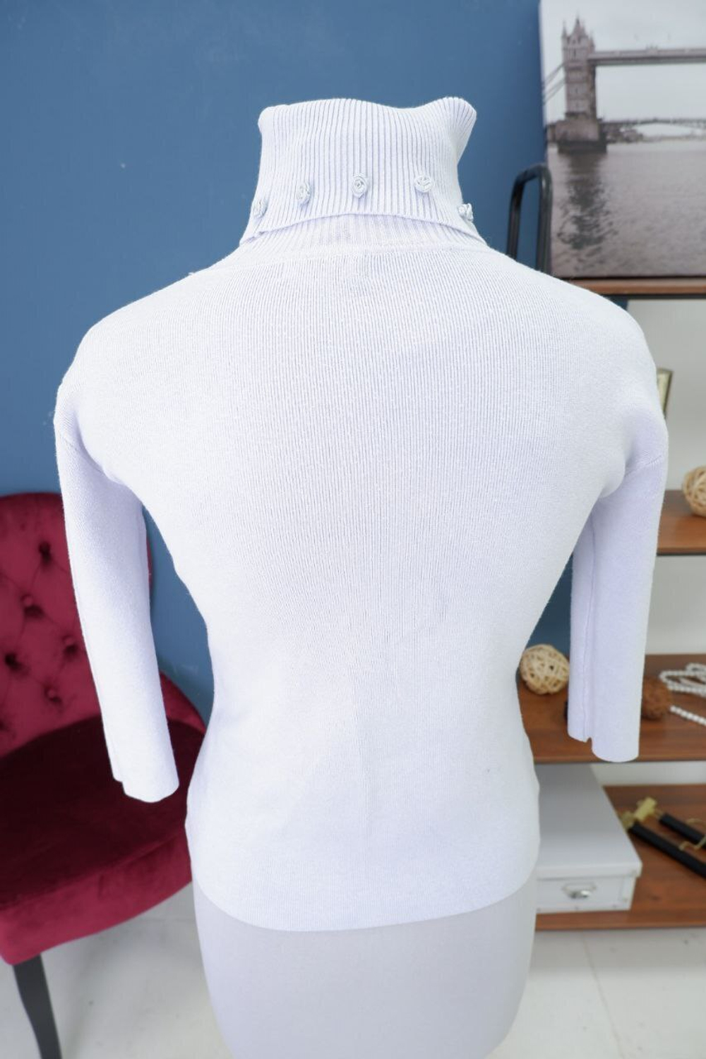 Свитер Valundilai с воротом 44-46 размер