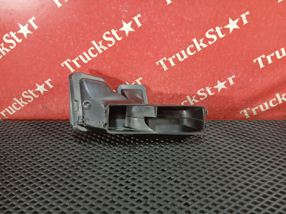 Воздуховод отопителя